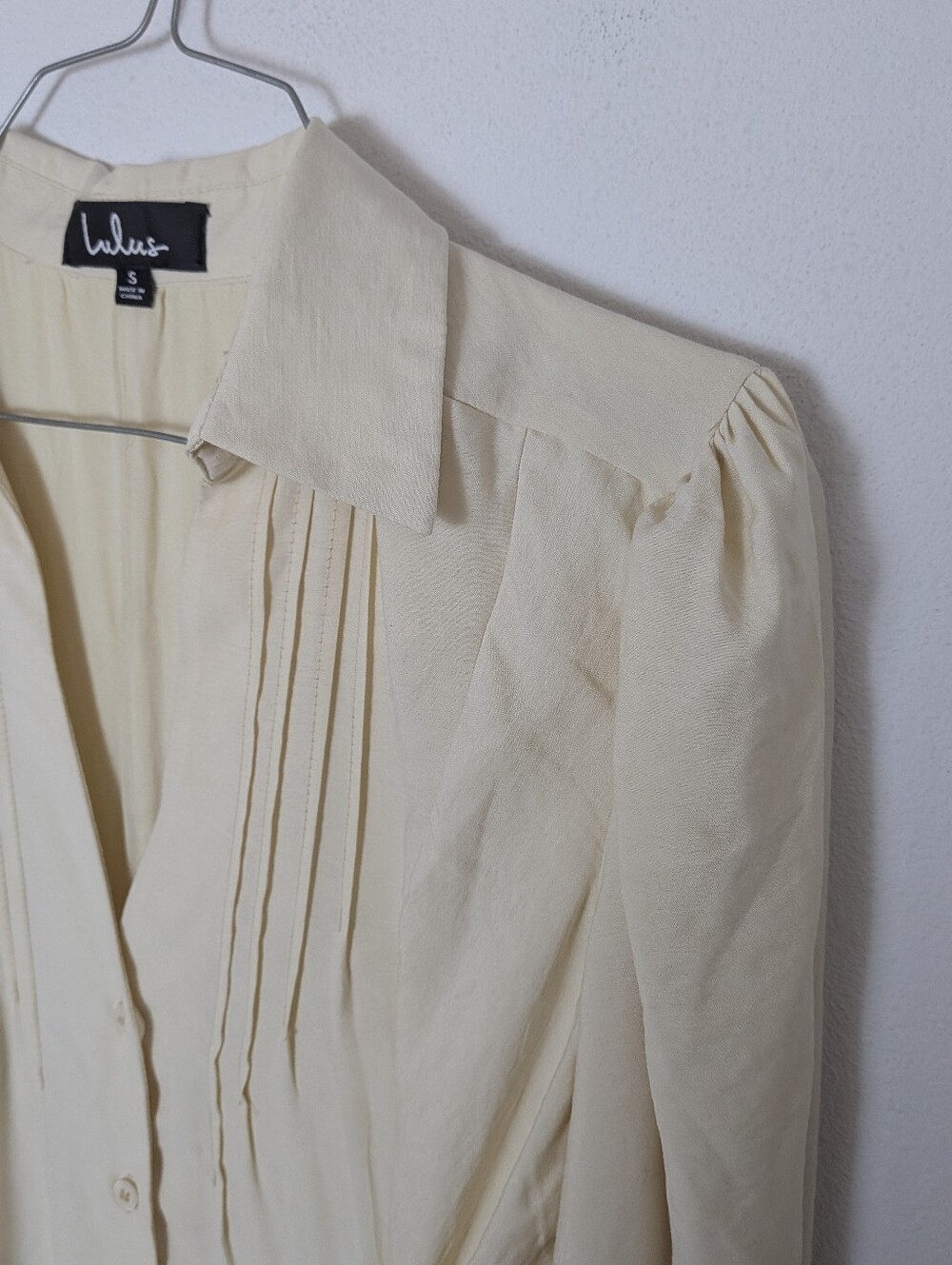 Lulus Sway of Life Cream Button-Up Tie-Front Shirt Dress sz S Long Sleeve EUC - Picture 9 of 16